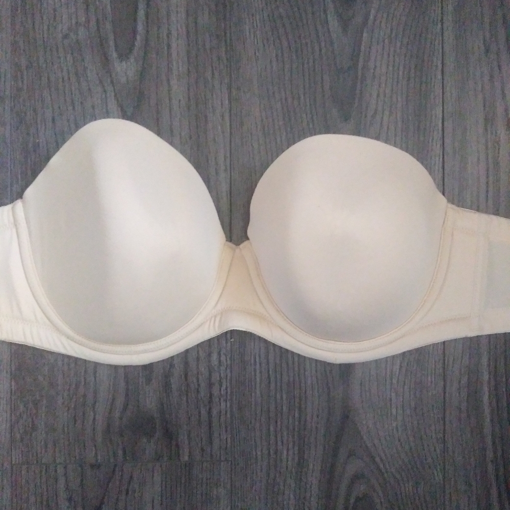 Wacoal strapless bra underwire size 32DDD (A1-5)